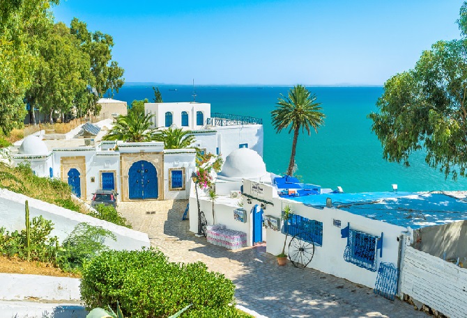 السياحة في تونس للشباب