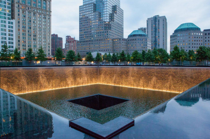 السياحة في نيويورك - النصب التذكاري لذكرى 11 سبتمبر