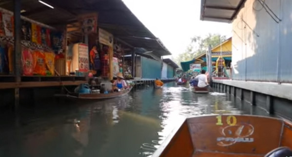 السياحة في بانكوك - السوق العائم