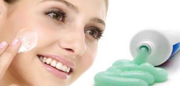 فوائد معجون الاسنان للوجه